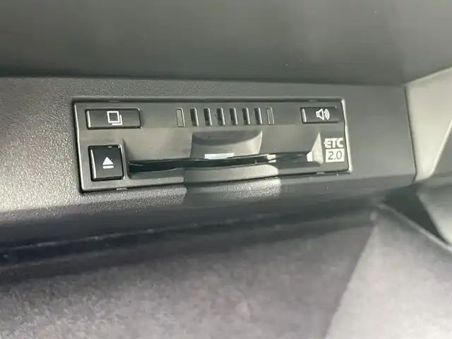 レクサス ＮＸ 300h Iパッケージ 宮崎県 2018(平30)年 6.4万km ソニッククォーツ ETC2.0/Bluetooth接続/USB入力端子/フルセグテレビ/全周囲カメラ/ドライブレコーダー/電動リアゲート/パワーシート/シートヒーター/レーンアシスト/オートマチックハイビーム/コーナーセンサー/衝突被害軽減システム/純正アルミホイール/クルーズコントロール