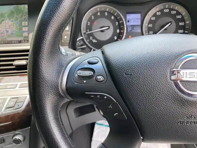 日産 フーガ 250GT 富山県 2010(平22)年 6.1万km クリスタルホワイトパール 〇純正ナビ/〇フルセグTV/〇BOSEサウンド/〇ビルトインETC/〇クルーズコントロール/〇HIDヘッドランプ/〇オートライト/〇パワーバッグドア/〇社外20インチアルミ/社外冬18インチ積載/〇革巻きステアリング/〇オートエアコン/〇パワーシート/〇パワーオットマン/〇オートエアコン/〇インテリジェントキー/〇禁煙車