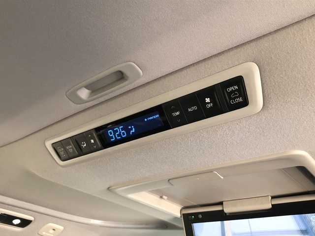 トヨタ アルファード S Cパッケージ 愛媛県 2020(令2)年 7.6万km ホワイトパールクリスタルシャイン ７人乗り/純正ナビ/・TV/・Bluetooth/・FM/AM/・USB/・Miracast/純正フリップダウンモニター/サンルーフ/三眼LEDライト/ETC/ステアヒーター/トヨタセーフティーセンス/パワーバックドア/両側パワースライドドア/デジタルインナーミラー/シートヒーター/ベンチレーションシート/前後ドライブレコーダー/スペアキー/純正フロアマット