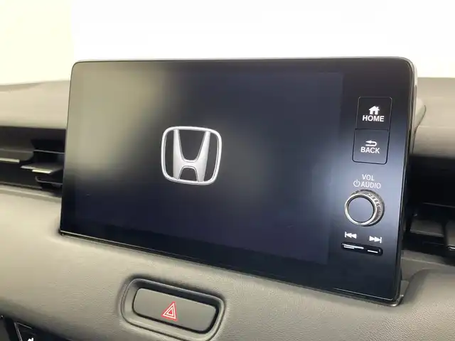 ホンダ ヴェゼル ハイブリッド e:HEV Z 新潟県 2023(令5)年 2.5万km プラチナホワイトパール 純正メモリナビ（Bluetooth・USB・AM・FM）/ハーフレザーシート　/バックカメラ　/フルセグ　/ETC2.0　/衝突被害軽減システム/レーンキープアシスト　/前後コーナーセンサー　/追従クルーズコントロール/前方ドライブレコーダー/LEDオートライト　/オートマチックハイビーム/前席シートヒーター/置くだけ充電　/パーキングアシスト/電動リアゲート/パドルシフト/ヒルディセントコントロール/ステアリングスイッチ/フロントワイパーデアイサー/４WD/純正フロアマット/純正１８インチアルミホイール/スマートキー/スペアキー