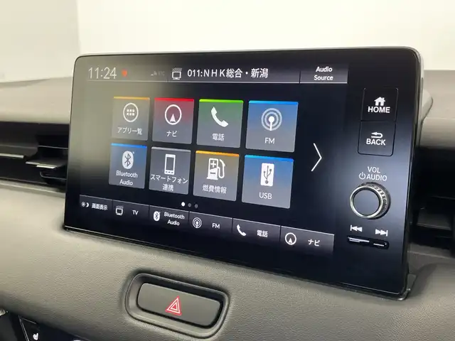 ホンダ ヴェゼル ハイブリッド e:HEV Z 新潟県 2023(令5)年 2.5万km プラチナホワイトパール 純正メモリナビ（Bluetooth・USB・AM・FM）/ハーフレザーシート　/バックカメラ　/フルセグ　/ETC2.0　/衝突被害軽減システム/レーンキープアシスト　/前後コーナーセンサー　/追従クルーズコントロール/前方ドライブレコーダー/LEDオートライト　/オートマチックハイビーム/前席シートヒーター/置くだけ充電　/パーキングアシスト/電動リアゲート/パドルシフト/ヒルディセントコントロール/ステアリングスイッチ/フロントワイパーデアイサー/４WD/純正フロアマット/純正１８インチアルミホイール/スマートキー/スペアキー