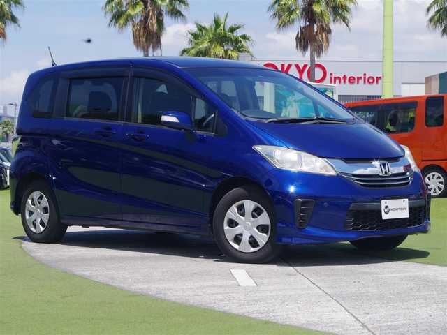 ホンダ フリード G プレミアムエディション 千葉県 2016(平28)年 4.7万km コバルトブルーパール クルーズコントロール/両側パワースライドドア/純正SDナビ/【DVD/CD再生機能】/バックカメラ/ハーフレザーシート/ドライブレコーダー/ETC/HIDヘッドライト/ウインカーミラー/フロントコーナーセンサー/サイド/カーテンエアバッグ/スマートキー