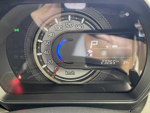 スズキ スペーシア ギア HYBRID XZターボ 岐阜県 2023(令5)年 2.4万km クールカーキパールメタリック/ガンメタリック2トーン 前後録画機能付きデジタルインナーミラー/スズキセーフティーサポート/・デュアルセンサーブレーキサポート/・ハイビームアシスト/・誤発進抑制機能/・車線逸脱警報機能/・ふらつき警報機能/・先行車発進お知らせ機能/・後退時ブレーキサポート/・後方誤発進抑制機能/・アダプティブクルーズコントロール/全方位カメラ/純正ナビ/BT/フルセグTV/CD/DVD/USB/スズキコネクト/コーナーセンサー/両側パワースライドドア/ターボ/パドルシフト/スマートキー/プッシュスタート/スペアキー/シートヒーター（運転席/助手席）/革ステアリング/ステアリングスイッチ/ETC/フォグランプ/純正アルミホイール/純正フロアマット/純正ドアバイザー/LEDヘッドライト