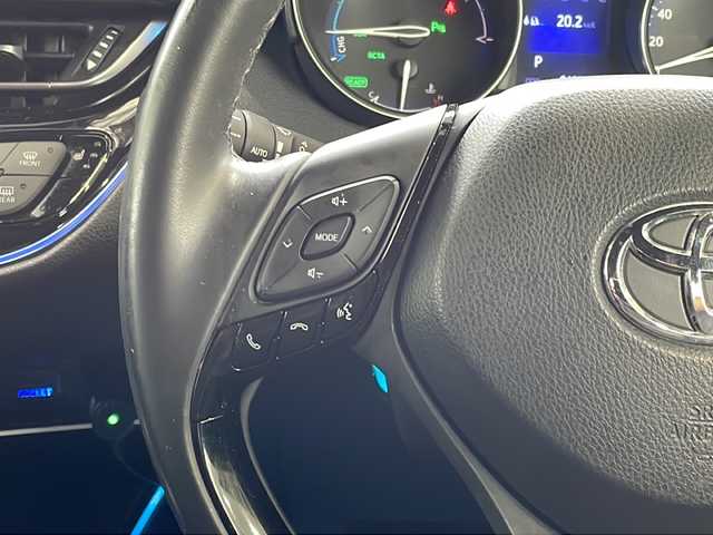 トヨタ Ｃ－ＨＲ G 愛媛県 2017(平29)年 8.5万km ブラックマイカ 純正ナビ/・フルセグ/BT/バックカメラ/ビルトインETC/ドライブレコーダー/モデリスタエアロ/プリクラッシュセーフティ/クルーズコントロール/オートハイビーム/クリアランスソナー/ハーフレザーシート/シートヒーター/ステアリングスイッチ/スマートキー/プッシュスタート