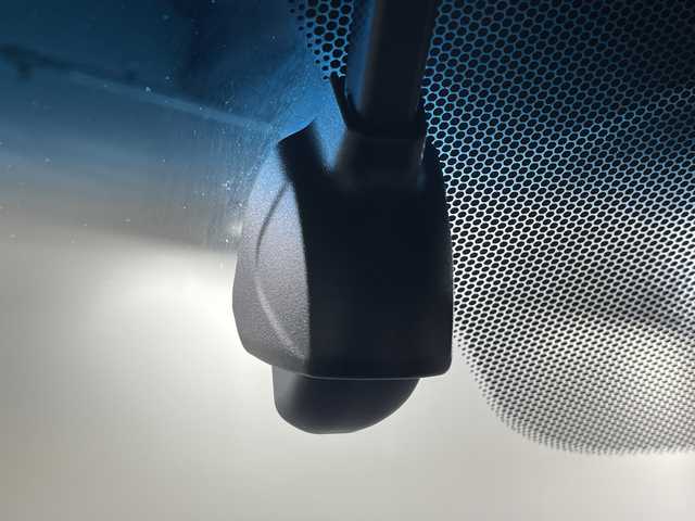 ホンダ ステップワゴン スパーダ クルスピセンシング 山形県 2020(令2)年 2.3万km プレミアムスパークルブラックパール 純正9型メモリーナビゲーション【VXM-227VFNi】/フルセグ　CD DVD　AM FM SD　MUSICRACK　USB　iPod　Bluetooth　/純正後席フリップダウンモニター【VM-185EN】/マルチビューカメラシステム/ブラックスタイル/わくわくゲート/両側電動スライドドア【サンシェード】/ホンダセンシング/CMBS衝突軽減ブレーキ/アダブティブクルーズコントロール/LKAS車線維持支援システム/路外逸脱抑制機能/誤発進抑制機能/先行車発進お知らせ機能/標識認識機能/歩行者事故低減ステアリング/ビルトインETC2.0/純正前後ドライブレコーダー/アイドリングストップ/革巻きステアリング/パドルシフト/プラズマクラスター付きトリプルゾーンオートエアコン/スポーツペダル/超高機能付LED式マップランプ/合皮コンビシート/前席シートバックテーブル/前席シートヒーター/プッシュスタート/スマートキー/LEDヘッドランプ/LEDフロントフォグランプ/オートライト/純正サイド/リアスポイラー/純正17インチアルミホイール/スペアキー