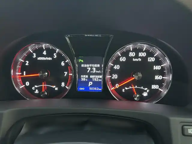 トヨタ クラウン アスリート G 茨城県 2013(平25)年 5.1万km プレシャスシルバー 純正HDDナビ（AM/FM/Bluetooth/CD・CDチェンジャー/USB/ワンセグTV）/純正ビルトインETC/クルーズコントロール/スマートキー/前席パワーシート/前席シートヒーター＆エアシート/純正フロアマット/純正18インチAW/前後ドライブレコーダー/オートライト/前後コーナーセンサー