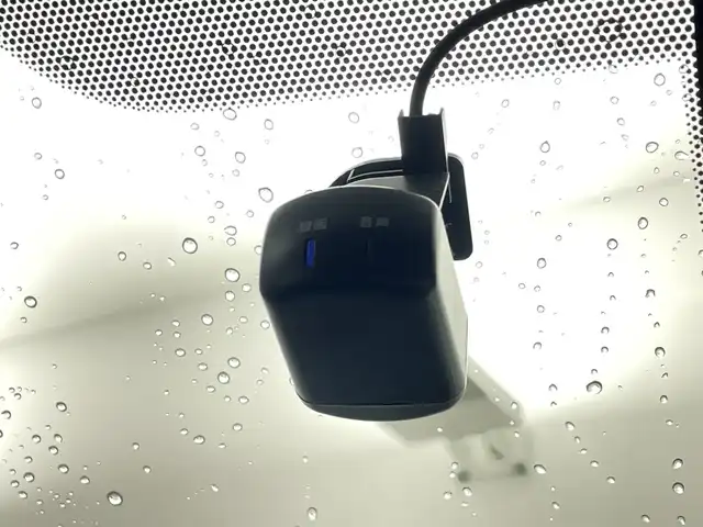 日産 セレナ e－パワー ハイウェイスター V 群馬県 2022(令4)年 2.5万km ブリリアントホワイトパール 純正１０型ナビ　純正１１型後席モニター　全周囲カメラ　アダプティブクルーズコントロール　レーンキープアシスト　衝突被害軽減ブレーキ　オートマチックハイビーム　ドライブレコーダー　ＥＴＣ　ＬＥＤ　禁煙車