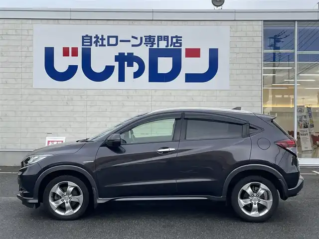 ホンダ ヴェゼル ハイブリッド X Lパッケージ 佐賀県 2014(平26)年 11.7万km ルーセブラックM こちらは現金またはオートローンご利用時の価格です/自社ローンご希望の方は別途その旨お申付け下さい/禁煙車/ルーセブラック/メモリナビ/フルセグテレビ/バックカメラ/アイドリングストップ/ウィンカーミラー/クルーズコントロール/ドアバイザー/プッシュスタート/パドルシフト/ハーフレザー/LEDヘッドライト