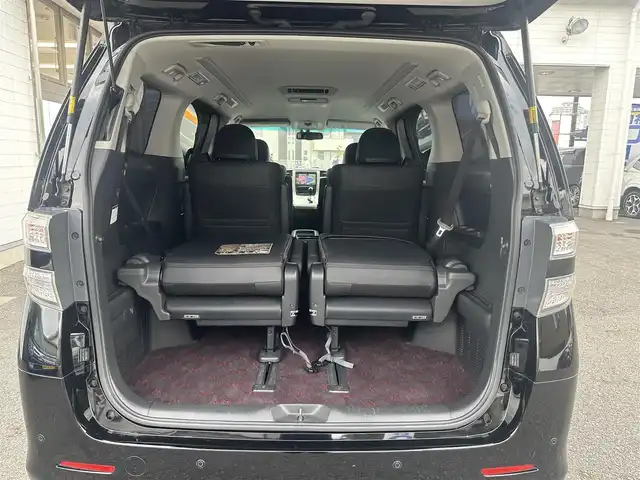 トヨタ ヴェルファイア 2．4Z ゴールデンアイズ 滋賀県 2013(平25)年 10.4万km ブラック (株)IDOMが運営する【じしゃロン草津店】の自社ローン専用車両になりますこちらは現金またはオートローンご利用時の価格です。自社ローンご希望の方は別途その旨お申付け下さい/エクリプスナビ(AVN-ZX02i)/フルセグTV/Bluetooth/CD/DVD/フリップダウンモニター/バックカメラ/クルーズコントロール/前後コーナーセンサー/両側パワースライドドア/電動リアゲート/ビルトインETC/ステアリングスイッチ/横滑り防止装置/カーテンエアバック/純正アルミホイール/保証書/取扱説明書