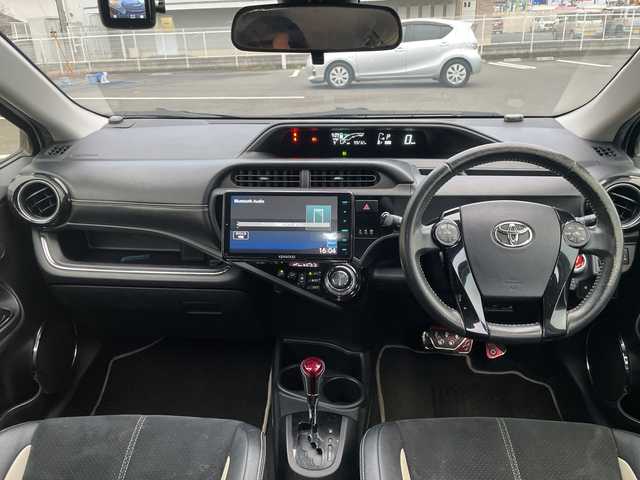 トヨタ アクア G G’s 岡山県 2017(平29)年 10万km ライムホワイトパールクリスタルシャイン KENWOODメモリナビ　/MDV-908HDF/フルセグTV、CD、DVD、Bluetooth、AM、FM/TVキャンセラー/クルーズコントロール/ビルトインETC/バックカメラ/オートライト/フォグランプ/トヨタセーフティセンス/・プリクラッシュセーフティ/・レーンキープアシスト/・オートハイビーム