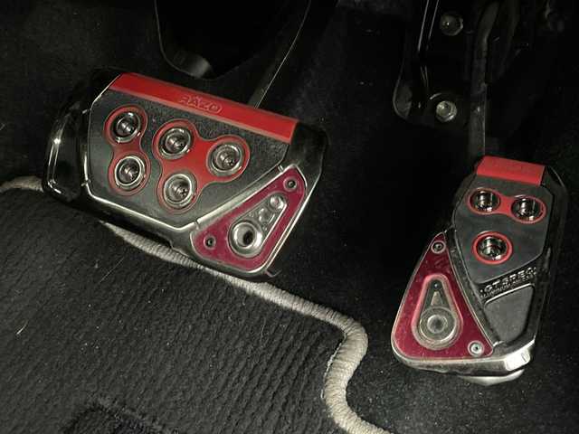 トヨタ アクア G G’s 岡山県 2017(平29)年 10万km ライムホワイトパールクリスタルシャイン KENWOODメモリナビ　/MDV-908HDF/フルセグTV、CD、DVD、Bluetooth、AM、FM/TVキャンセラー/クルーズコントロール/ビルトインETC/バックカメラ/オートライト/フォグランプ/トヨタセーフティセンス/・プリクラッシュセーフティ/・レーンキープアシスト/・オートハイビーム