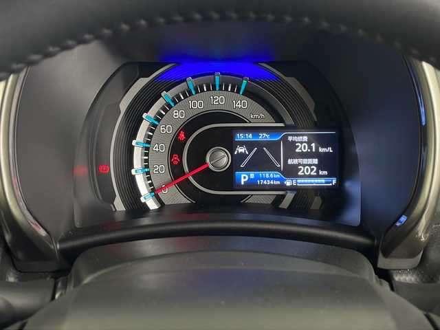 スズキ ハスラー Jスタイル Ⅱ 埼玉県 2024(令6)年 1.8万km シフォンアイボリーメタリック/ガンメタリック2トーン 純正ナビ（CD・DVD・フルセグ・ラジオ・Bluetooth・USB）　全方位カメラ/アダプティブクルーズコントロール/前席シートヒーター/プリクラッシュセーフティ/コーナーセンサー/レーンキープアシスト/横滑り防止装置/衝突軽減ブレーキ/盗難防止装置/ステアリングリモコン/プッシュスタート/アイドリングストップ/フロントフォグランプ/LEDヘッドライト/社外フロアマット/純正アルミホイール