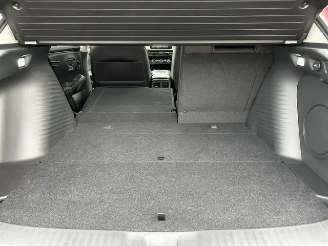 ホンダ ＺＲ－Ｖ ハイブリッド e:HEV Z 愛媛県 2022(令4)年 1.8万km ワイン 禁煙車/登録時走行距離:17952km/純正9型ナビ/フルセグTV/ハンズフリーパワーバックドア/全周囲カメラ/ビルトインETC2.0/アダプティブクルーズコントロール/コーナーセンサー/ホンダセンシング/・衝突軽減ブレーキ/・前後誤発進抑制機能/・車線維持支援システム/・先行車発進お知らせ機能/・標識認識機能/・オートハイビーム/・ブラインドスポットモニター/・後退出庫サポート/LEDヘッドランプ/革巻きステアリング/ステアリングヒーター/パドルシフト/本革シート/前席パワーシート/シートヒーター/運転席ポジションメモリー/純正18インチアルミホイール/スマートキーシステム