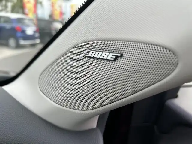 ホンダ ＺＲ－Ｖ ハイブリッド e:HEV Z 愛媛県 2022(令4)年 1.8万km ワイン 禁煙車/登録時走行距離:17952km/純正9型ナビ/フルセグTV/ハンズフリーパワーバックドア/全周囲カメラ/ビルトインETC2.0/アダプティブクルーズコントロール/コーナーセンサー/ホンダセンシング/・衝突軽減ブレーキ/・前後誤発進抑制機能/・車線維持支援システム/・先行車発進お知らせ機能/・標識認識機能/・オートハイビーム/・ブラインドスポットモニター/・後退出庫サポート/LEDヘッドランプ/革巻きステアリング/ステアリングヒーター/パドルシフト/本革シート/前席パワーシート/シートヒーター/運転席ポジションメモリー/純正18インチアルミホイール/スマートキーシステム