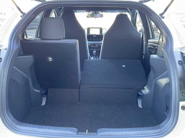 トヨタ ヤリス G 宮城県 2021(令3)年 3.8万km ホワイトパールクリスタルシャイン 禁煙車/ディスプレイオーディオ/バックカメラ/ドライブレコーダー/衝突軽減防止装置/横滑り防止装置/レーンキープアシスト/コーナーセンサー/オートマチックハイビーム/Bluetooth/USB入力端子/スマートキー/プッシュスタート