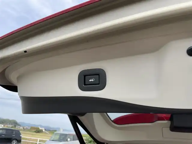 日産 エクストレイル 20Xi エクストリーマーX 佐賀県 2018(平30)年 5.6万km ガーネットレッド ４WD/純正ナビゲーション/・AM/FM/CD/DVD/Bluetooth/フルセグTV/アラウンドビューモニター/インテリジェントルームミラー/ETC/電動リアゲート/革巻きステアリング/・ステアリングリモコン/カプロンシート/インテリジェントキー/・プッシュスタート/コーナーセンサー/純正18インチアルミホイール/純正フロアマット/純正ドアバイザー