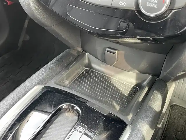 日産 エクストレイル 20Xi エクストリーマーX 佐賀県 2018(平30)年 5.6万km ガーネットレッド ４WD/純正ナビゲーション/・AM/FM/CD/DVD/Bluetooth/フルセグTV/アラウンドビューモニター/インテリジェントルームミラー/ETC/電動リアゲート/革巻きステアリング/・ステアリングリモコン/カプロンシート/インテリジェントキー/・プッシュスタート/コーナーセンサー/純正18インチアルミホイール/純正フロアマット/純正ドアバイザー