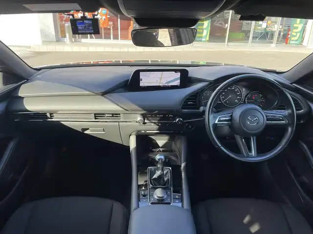 マツダ マツダ３ファストバック 15S ツーリング 福島県 2019(令1)年 1.5万km マシーングレープレミアムM ワンオーナー/純正メモリーナビ/CD/DVD/BT/USB/HDMI/フルセグTV/社外18インチAW(純正AW＋冬タイヤ積込)/360°セーフティパッケージ/レーダークルーズコントロール/ヘッドアップディスプレイ/クリアランスソナー/ステアリングリモコン/ドライブレコーダー/オートライト/LEDヘッドライト/ビルトインETC/プッシュスタート/フロアマット/ドアバイザー/i-stop