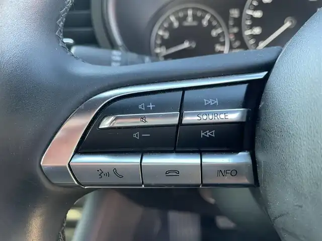 マツダ マツダ３ファストバック 15S ツーリング 福島県 2019(令1)年 1.5万km マシーングレープレミアムM ワンオーナー/純正メモリーナビ/CD/DVD/BT/USB/HDMI/フルセグTV/社外18インチAW(純正AW＋冬タイヤ積込)/360°セーフティパッケージ/レーダークルーズコントロール/ヘッドアップディスプレイ/クリアランスソナー/ステアリングリモコン/ドライブレコーダー/オートライト/LEDヘッドライト/ビルトインETC/プッシュスタート/フロアマット/ドアバイザー/i-stop