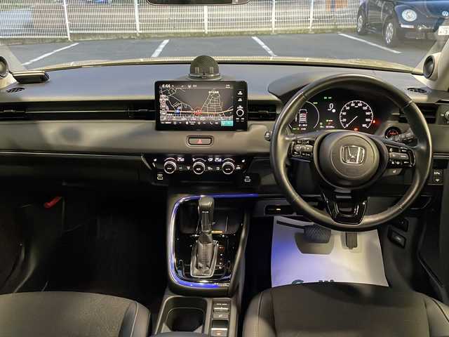 ホンダ ヴェゼル ハイブリッド e:HEV Z 福島県 2021(令3)年 2.2万km サンドカーキパール ハーフレザー　メーカーナビ　純正アルミホイル　衝突軽減　レーダークルコン　ＥＴＣ　ドラレコ　全方位カメラ　車両脱線　パドルシフト　パワーバックドア　プッシュスタート　フォグランプ　純正フロアマット　ブラインドスポットモニター　クリアランスソナー　ステアリングスイッチ　シートヒーター