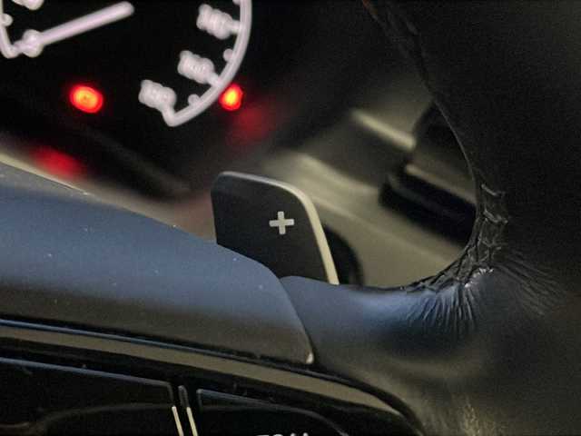 ホンダ ヴェゼル ハイブリッド e:HEV Z 福島県 2021(令3)年 2.2万km サンドカーキパール ハーフレザー　メーカーナビ　純正アルミホイル　衝突軽減　レーダークルコン　ＥＴＣ　ドラレコ　全方位カメラ　車両脱線　パドルシフト　パワーバックドア　プッシュスタート　フォグランプ　純正フロアマット　ブラインドスポットモニター　クリアランスソナー　ステアリングスイッチ　シートヒーター