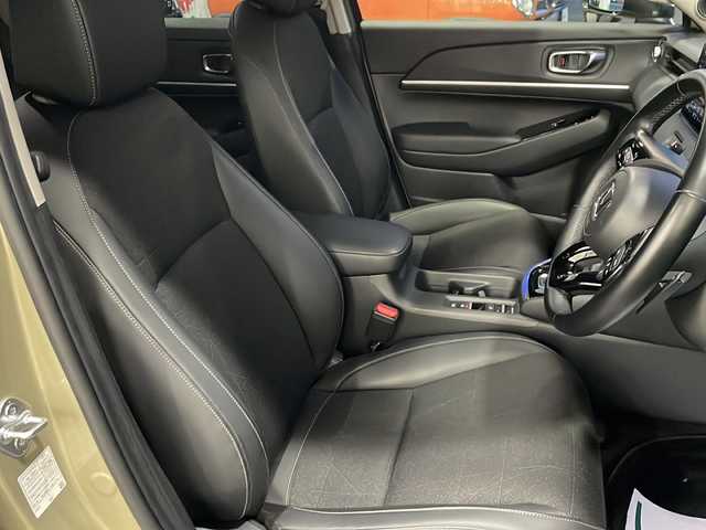 ホンダ ヴェゼル ハイブリッド e:HEV Z 福島県 2021(令3)年 2.2万km サンドカーキパール ハーフレザー　メーカーナビ　純正アルミホイル　衝突軽減　レーダークルコン　ＥＴＣ　ドラレコ　全方位カメラ　車両脱線　パドルシフト　パワーバックドア　プッシュスタート　フォグランプ　純正フロアマット　ブラインドスポットモニター　クリアランスソナー　ステアリングスイッチ　シートヒーター