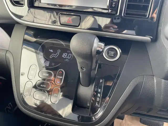 日産 デイズ ルークス ハイウェイスター Xターボ 熊本県 2018(平30)年 2.5万km スパークリングレッド/ブラック 純正ナビ　BT/USB/CD/DVD/AM/FM/・フルセグ/バックカメラ/・全方位カメラ/前方ドラレコ/ETC/革巻きステアリング/・ステアリングリモコン/片側パワースライドドア/後席サーキュレーター/純正フロアマット/純正ドアバイザー/純正AW/ロールサンシェード/電動格納ミラー/・ミラーウィンカー/LEDヘッドライト/・フォグライト/スマートキー/プッシュスタート