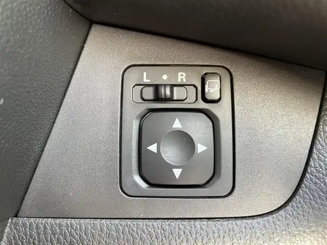 日産 デイズ ルークス ハイウェイスター Xターボ 熊本県 2018(平30)年 2.5万km スパークリングレッド/ブラック 純正ナビ　BT/USB/CD/DVD/AM/FM/・フルセグ/バックカメラ/・全方位カメラ/前方ドラレコ/ETC/革巻きステアリング/・ステアリングリモコン/片側パワースライドドア/後席サーキュレーター/純正フロアマット/純正ドアバイザー/純正AW/ロールサンシェード/電動格納ミラー/・ミラーウィンカー/LEDヘッドライト/・フォグライト/スマートキー/プッシュスタート