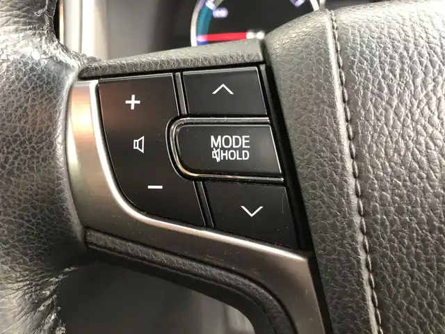 トヨタ クラウン ハイブリッド アスリートS 愛知県 2013(平25)年 2万km プレシャスブラックパール 純正HDDナビ/・Bluetooth/・フルセグTV/サンルーフ/パワーシート/ベンチレーション/クルーズコントロール/ビルトインETC/バックカメラ/純正AW/フォグランプ/スマートキー