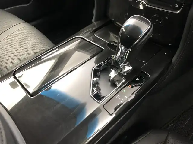 トヨタ クラウン ハイブリッド アスリートS 愛知県 2013(平25)年 2万km プレシャスブラックパール 純正HDDナビ/・Bluetooth/・フルセグTV/サンルーフ/パワーシート/ベンチレーション/クルーズコントロール/ビルトインETC/バックカメラ/純正AW/フォグランプ/スマートキー