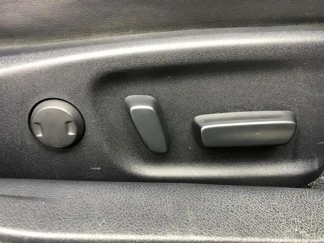 トヨタ クラウン ハイブリッド アスリートS 愛知県 2013(平25)年 2万km プレシャスブラックパール 純正HDDナビ/・Bluetooth/・フルセグTV/サンルーフ/パワーシート/ベンチレーション/クルーズコントロール/ビルトインETC/バックカメラ/純正AW/フォグランプ/スマートキー