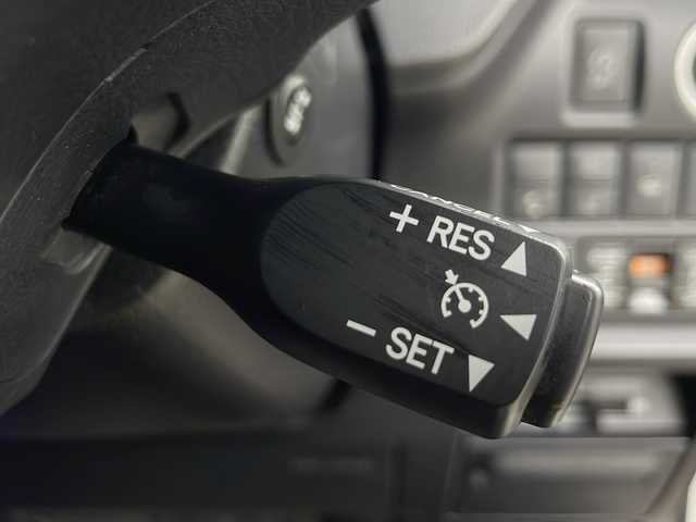 トヨタ ヴォクシー ZS 煌Ⅱ 秋田県 2019(令1)年 7.2万km ホワイトパールクリスタルシャイン 4WD/純正ナビ　/フルセグTV/AM/FM/CD/DVD/Bluetooth /両側パワースライドドア　/フリップダウンモニター　/バックカメラ　/寒冷地仕様　/ワイパーデアイサー/モデリスタエアロ　/プリクラッシュセーフティ　/クルーズコントロール　/レーンキープアシスト/横滑り防止装置/オートハイビーム　/LEDヘッドライト/プッシュスタート/アイドリングストップ