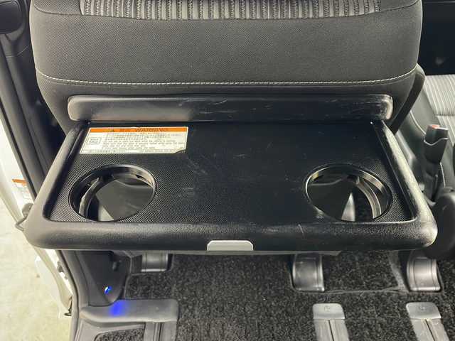 トヨタ ヴォクシー ZS 煌Ⅱ 秋田県 2019(令1)年 7.2万km ホワイトパールクリスタルシャイン 4WD/純正ナビ　/フルセグTV/AM/FM/CD/DVD/Bluetooth /両側パワースライドドア　/フリップダウンモニター　/バックカメラ　/寒冷地仕様　/ワイパーデアイサー/モデリスタエアロ　/プリクラッシュセーフティ　/クルーズコントロール　/レーンキープアシスト/横滑り防止装置/オートハイビーム　/LEDヘッドライト/プッシュスタート/アイドリングストップ