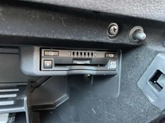 レクサス ＩＳ 300 Fスポーツ モードブラックS 富山県 2022(令4)年 1.6万km ホワイトノーヴァガラスフレーク サンルーフ/オレンジキャリパー/RSRローダウンサス/純正サスペンション積み込み/BBS製純正19インチAW/パノラミックビューモニター/メーカーナビ/フルセグＴＶ/Bluetooth/DVD再生/ビルトインETC2.0/レーダークルーズコントロール/レーンキープアシスト/オートマチックハイビーム/パドルシフト/ステアリングスイッチ/パワーシート/シートヒーター/エアシート/コーナーセンサー/LEDオートライト