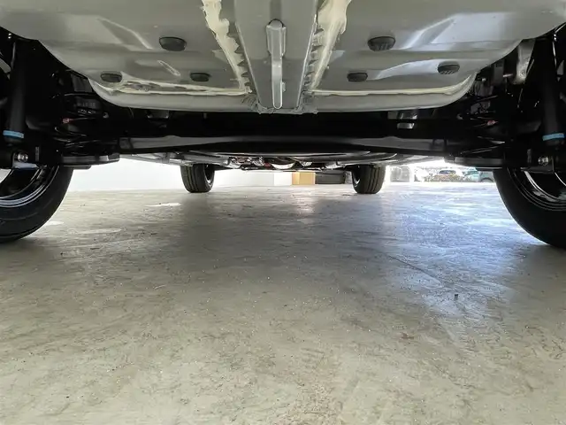 ダイハツ ロッキー プレミアム G HEV 宮城県 2025(令7)年 0.1千km ブラックマイカメタリック/シャイニングホワイトパール 登録済み未使用車/純正ディスプレイオーディオ/全方位カメラ/アダプティブクルーズコントロール/レーンアシスト/前席シートヒーター/衝突軽減システム/横滑り防止/電動パーキング/オートブレーキホールド/HDMI/ApplecarPlay/androidauto/先行車発信お知らせ/スマートキー/プッシュスタート/オートマチックハイビーム/ＬＥＤライト/禁煙車