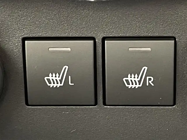 ダイハツ ロッキー プレミアム G HEV 宮城県 2025(令7)年 0.1千km ブラックマイカメタリック/シャイニングホワイトパール 登録済み未使用車/純正ディスプレイオーディオ/全方位カメラ/アダプティブクルーズコントロール/レーンアシスト/前席シートヒーター/衝突軽減システム/横滑り防止/電動パーキング/オートブレーキホールド/HDMI/ApplecarPlay/androidauto/先行車発信お知らせ/スマートキー/プッシュスタート/オートマチックハイビーム/ＬＥＤライト/禁煙車