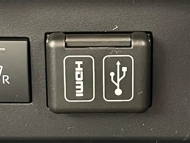 ダイハツ ロッキー プレミアム G HEV 宮城県 2025(令7)年 0.1千km ブラックマイカメタリック/シャイニングホワイトパール 登録済み未使用車/純正ディスプレイオーディオ/全方位カメラ/アダプティブクルーズコントロール/レーンアシスト/前席シートヒーター/衝突軽減システム/横滑り防止/電動パーキング/オートブレーキホールド/HDMI/ApplecarPlay/androidauto/先行車発信お知らせ/スマートキー/プッシュスタート/オートマチックハイビーム/ＬＥＤライト/禁煙車