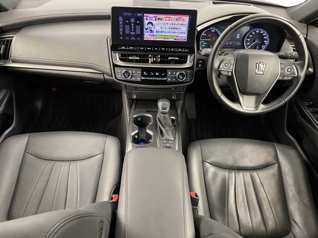 トヨタ クラウン ハイブリッド RS アドバンス Four 道央・札幌 2022(令4)年 4.3万km プレシャスブラックパール ・４ＷＤ　/ハイブリッド/寒冷地仕様/・トヨタセーフティセンス/・プリクラッシュセーフティ/・レーダークルーズコントロール/・純正12.3インチディスプレイ　ナビ/・フルセグTV/BT/AM/FM/SD）　/・純正エンジンスターター/・バックカメラ　　/・レザーシート/メモリーシート/・シートヒーター　/ベンチレーション/・ステアリングヒーター　/・ワイパーデアイサー　/・パドルシフト　/・コーナーセンサー/・オートブレーキホールド/・LEDライト/オートハイビーム/・社外ドライブレコーダー前後