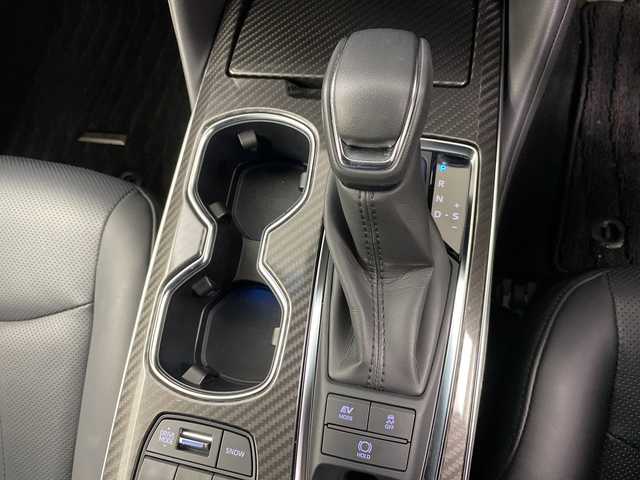 トヨタ クラウン ハイブリッド RS アドバンス Four 道央・札幌 2022(令4)年 4.3万km プレシャスブラックパール ・４ＷＤ　/ハイブリッド/寒冷地仕様/・トヨタセーフティセンス/・プリクラッシュセーフティ/・レーダークルーズコントロール/・純正12.3インチディスプレイ　ナビ/・フルセグTV/BT/AM/FM/SD）　/・純正エンジンスターター/・バックカメラ　　/・レザーシート/メモリーシート/・シートヒーター　/ベンチレーション/・ステアリングヒーター　/・ワイパーデアイサー　/・パドルシフト　/・コーナーセンサー/・オートブレーキホールド/・LEDライト/オートハイビーム/・社外ドライブレコーダー前後