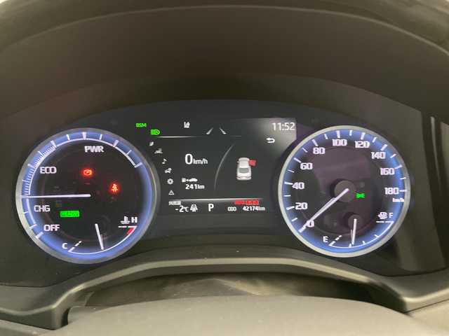 トヨタ クラウン ハイブリッド RS アドバンス Four 道央・札幌 2022(令4)年 4.3万km プレシャスブラックパール ・４ＷＤ　/ハイブリッド/寒冷地仕様/・トヨタセーフティセンス/・プリクラッシュセーフティ/・レーダークルーズコントロール/・純正12.3インチディスプレイ　ナビ/・フルセグTV/BT/AM/FM/SD）　/・純正エンジンスターター/・バックカメラ　　/・レザーシート/メモリーシート/・シートヒーター　/ベンチレーション/・ステアリングヒーター　/・ワイパーデアイサー　/・パドルシフト　/・コーナーセンサー/・オートブレーキホールド/・LEDライト/オートハイビーム/・社外ドライブレコーダー前後