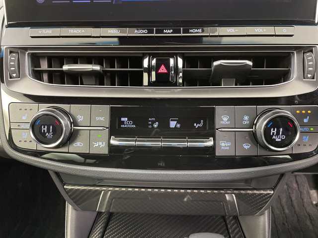 トヨタ クラウン ハイブリッド RS アドバンス Four 道央・札幌 2022(令4)年 4.3万km プレシャスブラックパール ・４ＷＤ　/ハイブリッド/寒冷地仕様/・トヨタセーフティセンス/・プリクラッシュセーフティ/・レーダークルーズコントロール/・純正12.3インチディスプレイ　ナビ/・フルセグTV/BT/AM/FM/SD）　/・純正エンジンスターター/・バックカメラ　　/・レザーシート/メモリーシート/・シートヒーター　/ベンチレーション/・ステアリングヒーター　/・ワイパーデアイサー　/・パドルシフト　/・コーナーセンサー/・オートブレーキホールド/・LEDライト/オートハイビーム/・社外ドライブレコーダー前後