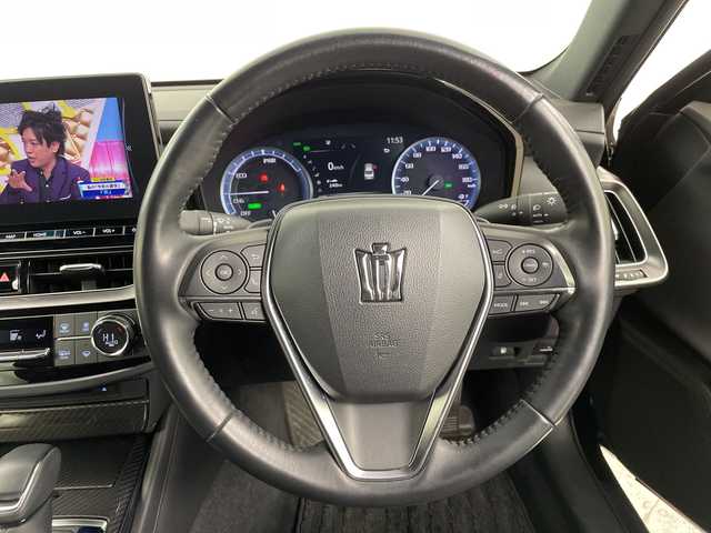 トヨタ クラウン ハイブリッド RS アドバンス Four 道央・札幌 2022(令4)年 4.3万km プレシャスブラックパール ・４ＷＤ　/ハイブリッド/寒冷地仕様/・トヨタセーフティセンス/・プリクラッシュセーフティ/・レーダークルーズコントロール/・純正12.3インチディスプレイ　ナビ/・フルセグTV/BT/AM/FM/SD）　/・純正エンジンスターター/・バックカメラ　　/・レザーシート/メモリーシート/・シートヒーター　/ベンチレーション/・ステアリングヒーター　/・ワイパーデアイサー　/・パドルシフト　/・コーナーセンサー/・オートブレーキホールド/・LEDライト/オートハイビーム/・社外ドライブレコーダー前後