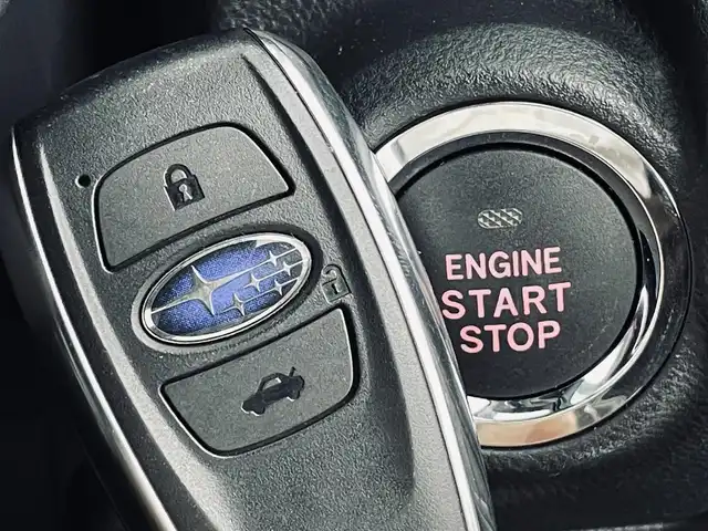 スバル インプレッサ スポーツ アドバンス 道央・札幌 2021(令3)年 1.8万km ホライゾンブルーP ・４WD/・寒冷地仕様/・純正SDナビ/・CD/DVD/SD/BT/iPod/フルセグ/・バックカメラ/サイドカメラ/・アイサイト/・レーンキープアシスト/・アダプティブクルーズコントロール/・コーナーセンサー/・横滑り防止装置/・ブラインドスポットモニター/・D+N席パワーシート/・LEDヘッドライト/・オートライト/・純正17インチAW/・純正フロアマット/・プッシュスタート/・スマートキー/・スペアキー/・保証書/・取扱説明書
