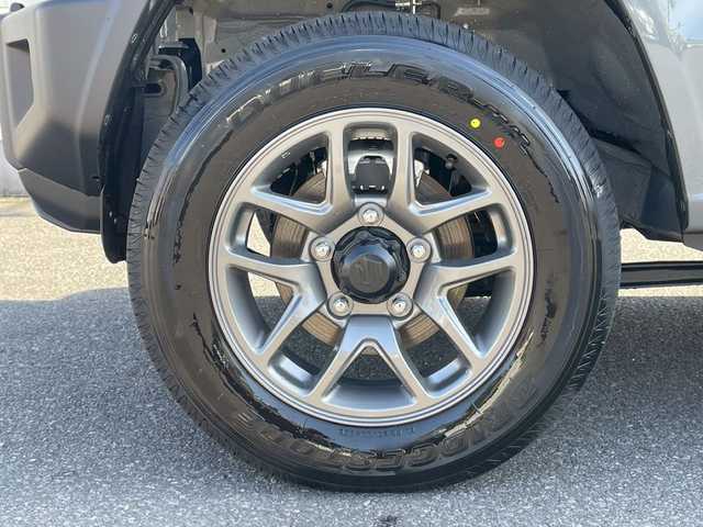 スズキ ジムニー XC 宮崎県 2025(令7)年 0.1万km未満 グレー AIS検査済み/【2504005758】/届出済未使用車/スペアキー/取扱説明書　有/保証書　有/ヘッドライトクリーナー/バックソナー/レーンキープ/ABS/衝突被害軽減ブレーキ/前席シートヒーター/アダクティブクルーズコントロール