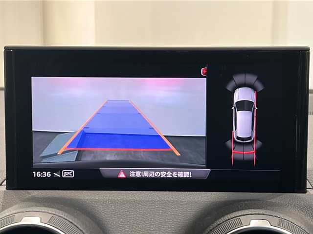 アウディ Ｑ２ 1．0 TFSI スポーツ 新潟県 2018(平30)年 2.6万km ミトスブラックメタリック ワンオーナー/バーチャルコックピット/ナビゲーションパッケージ/-MMIナビゲーションシステム/-8スピーカー/-スマートフォンインターフェイス/LEDライトパッケージ/-LEDヘッドライト/-LEDリヤダイナミックターンインディケーター/-ヘッドライトウォッシャー/コンビニエンスパッケージ/-アドバンストキーシステム/-リヤビューカメラ/-アウディパーキングシステム/ベーシックパッケージ/-デラックスオートマチックエアコンディショナー/-ルームミラー自動防眩/-レイン/ライトセンサー/-アウディプレセンスフロント/-ドライバーインフォメーションシステム/-ステアリングホイール3スポークレザーマルチファンクション/-センターアームレスト/シートヒーター/フルセグTV/ETC/電動パーキングブレーキ/オートブレーキホールド/アイドリングストップ
