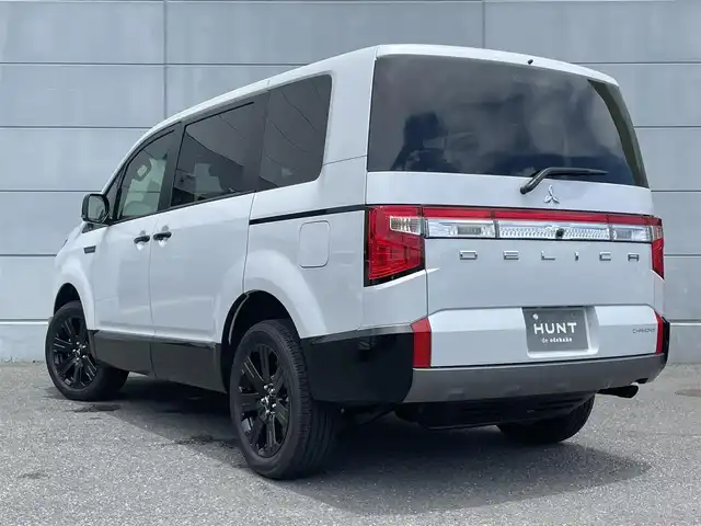 三菱 デリカＤ：５ シャモニー 千葉県 2025(令7)年 0.1万km未満 パールⅡ 禁煙車/衝突被害軽減ブレーキ/１１インチアルパイン製ナビ/後席アルパイン製モニター/ステアリングヒーター/Ｄ／Ｎ席パワーシート/Ｄ／Ｎ席シートヒーター /BSM/両側パワスラ/純正アルミ /4WD /クルコン(追従機能あり)