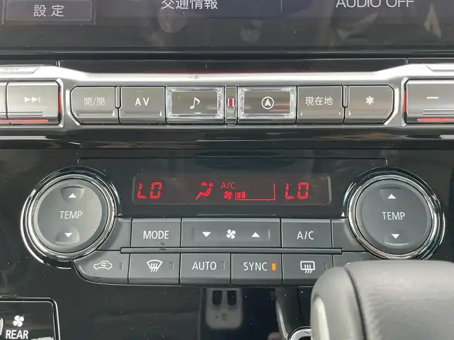 三菱 デリカＤ：５ シャモニー 千葉県 2025(令7)年 0.1万km未満 パールⅡ 禁煙車/衝突被害軽減ブレーキ/１１インチアルパイン製ナビ/後席アルパイン製モニター/ステアリングヒーター/Ｄ／Ｎ席パワーシート/Ｄ／Ｎ席シートヒーター /BSM/両側パワスラ/純正アルミ /4WD /クルコン(追従機能あり)