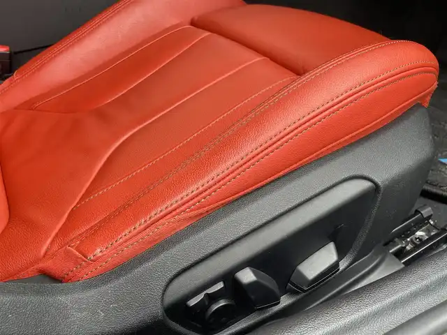 ＢＭＷ Ｚ４ sDrive20i Mスポーツ 東京都 2020(令2)年 2.8万km アルピンホワイト 本革シート【マグマレッド】/・メモリ付きパワーシート/・シートヒーター/ドライビングアシスト/・レーン・ディパーチャー・ウォーニング/・レーン・チェンジ・ウォーニング/・前車接近警告機能/・ 衝突回避・被害軽減ブレーキ/・ 後車衝突警告機能/・クロス・トラフィック・ウォーニング（リヤ）/ハイビームアシスト