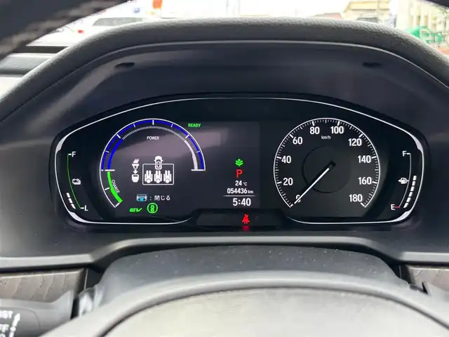 ホンダ アコード EX 宮城県 2020(令2)年 5.5万km プラチナホワイトパール ホンダセンシング/●衝突軽減ブレーキ〈CMBS〉/●誤発進抑制機能/●後方誤発進抑制機能/●歩行者事故低減ステアリング/●路外逸脱抑制機能/●渋滞追従機能付アダプティブ・クルーズ・コントロール〈ACC〉/●車線維持支援システム〈LKAS〉/●先行車発進お知らせ機能/●標識認識機能/●オートハイビーム/ブラインドスポットインフォメーション/パーキングセンサーシステム/ヘッドアップディスプレイ/Hondaインターナビ＋リンクアップフリー/・8インチワイドディスプレイ/・Bluetooth/・フルセグTV/・USB/・AppleCarPlay/バックカメラ/ビルトインETC/ワイヤレス充電（前席）/充電用USBジャック（後席）/黒革シート/パワーシート（運転席メモリー機能付）/シートヒーター/革巻きステアリング/パドルシフト/電動パーキングブレーキ/ブレーキホールド/LEDヘッドランプ/オートライト/電動格納ミラー/純正18インチAW/フロアマット/ドアバイザー/W/サイド/カーテンエアバッグ