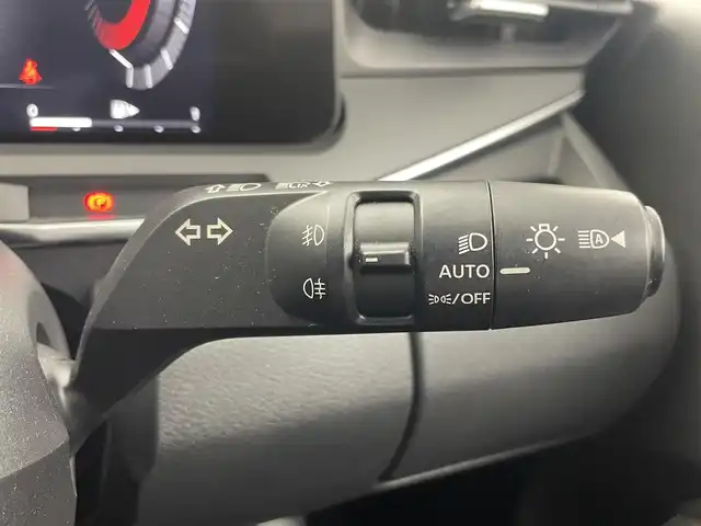 日産 オーラ G レザーエディション 茨城県 2022(令4)年 6.1万km オーロラフレアブルーパール NissanConnect　9型ナビ/全方位カメラ/フルセグ/BOSEパーソナルプラスサウンドシステム/デジタルインナーミラー/置くだけ充電/プロパイロット/衝突被害軽減ブレーキ/車線逸脱抑制装置/オートマチックハイビーム/ソナー/BSW/ETC2.0/ドラレコ/レザーシート/シートヒーター/純正17インチAW/LEDヘッドライト/スマートキー